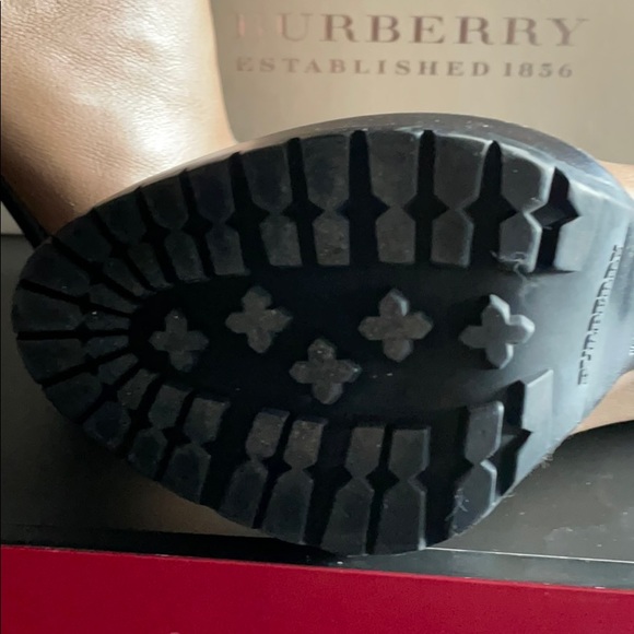 Burberry (platform) Chelsea bootie - Picture 4 of 6